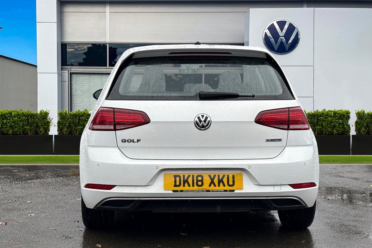 Used Volkswagen Golf 2018 for sale - 76827893: Photo 4