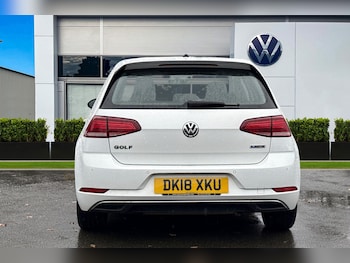 Used Volkswagen Golf 2018 for sale - 76827893: Photo