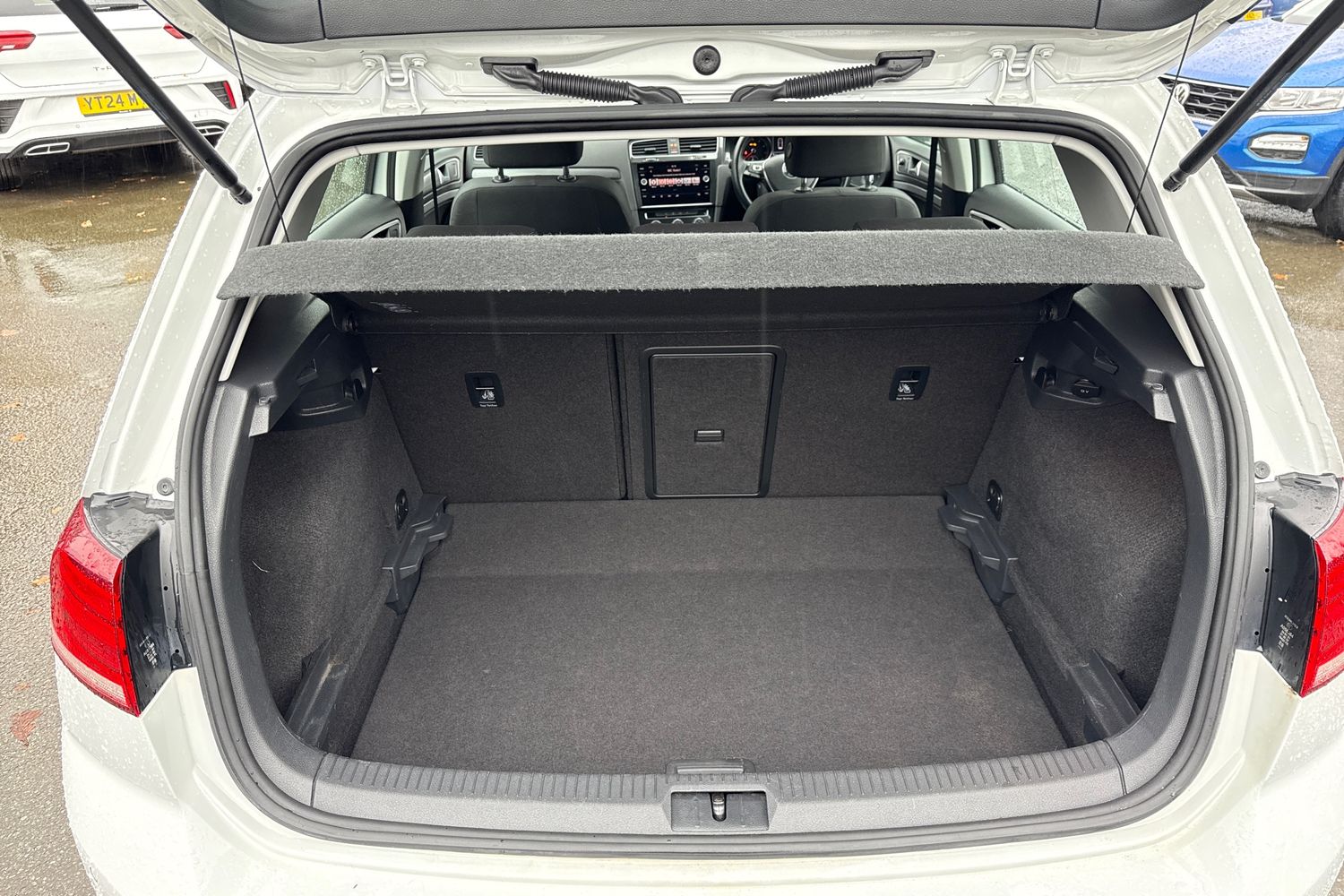 Used Volkswagen Golf 2018 for sale - 76827893: Photo 7