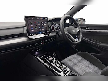 Used Volkswagen Golf 2025 for sale - 78422177: Photo