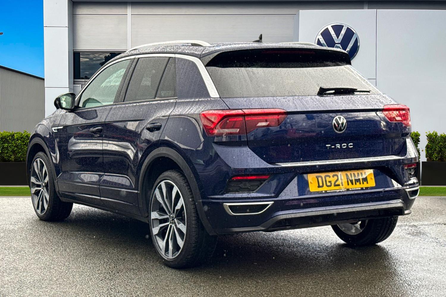 Used Volkswagen T-Roc 2021 for sale - 77527275: Photo 2