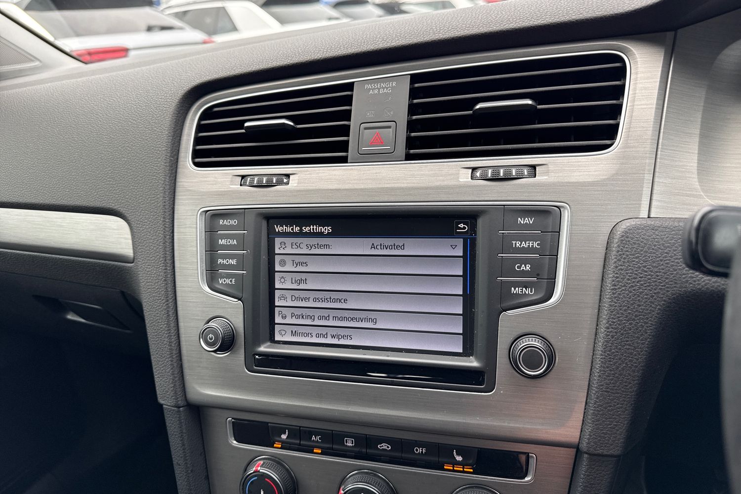 Used Volkswagen Golf 2016 for sale - 77071949: Photo 40