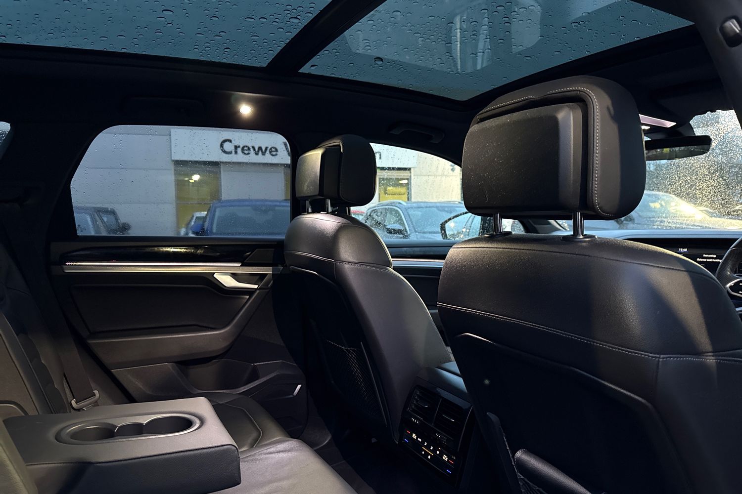 Used Volkswagen Touareg 2023 for sale - 76884242: Photo 43