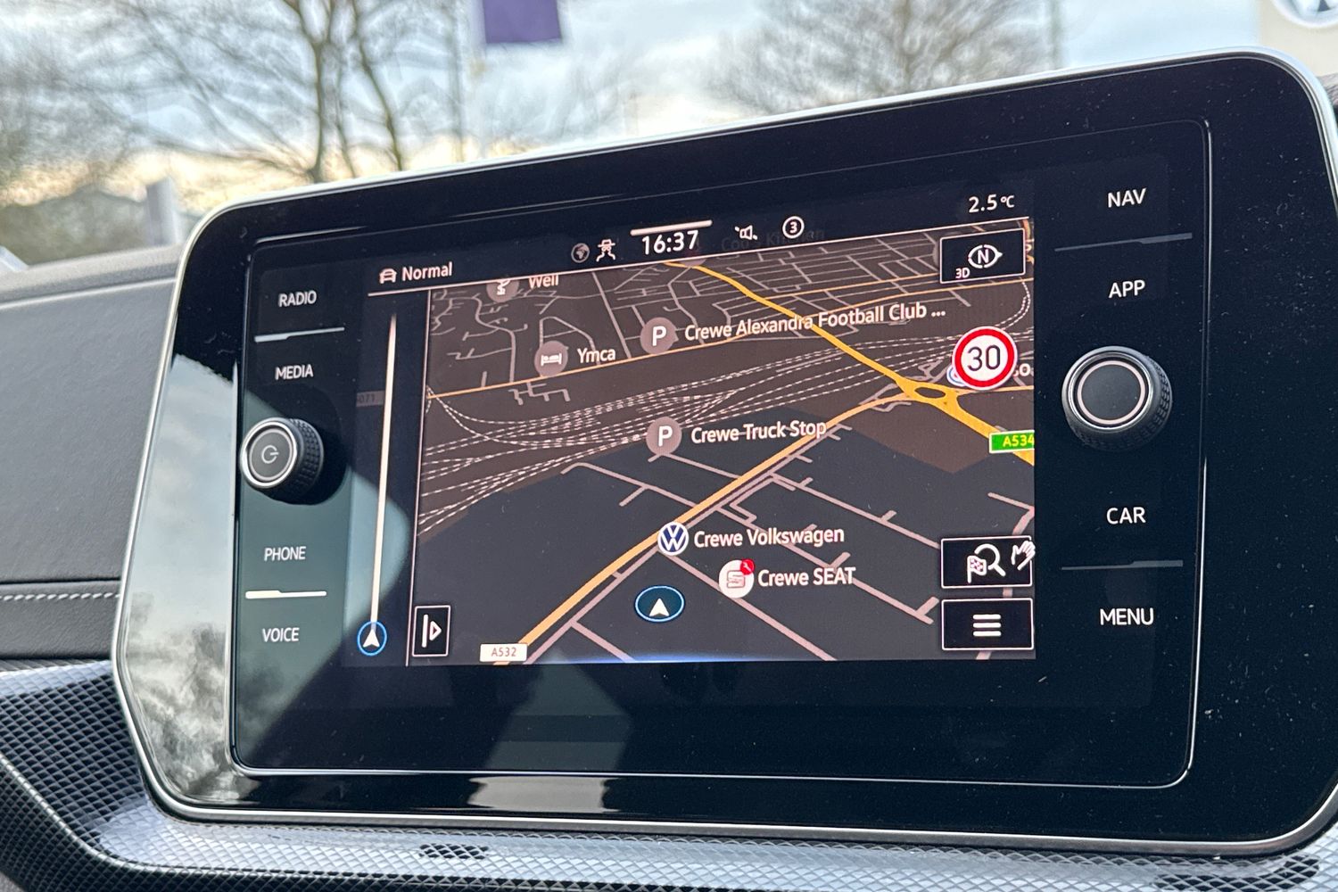 Used Volkswagen T-Cross 2024 for sale - 76662264: Photo 12