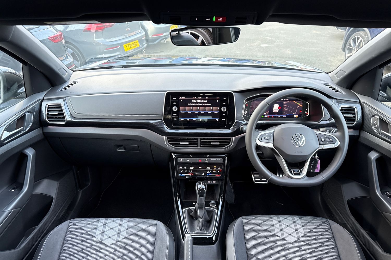 Used Volkswagen T-Cross 2024 for sale - 76662264: Photo 39