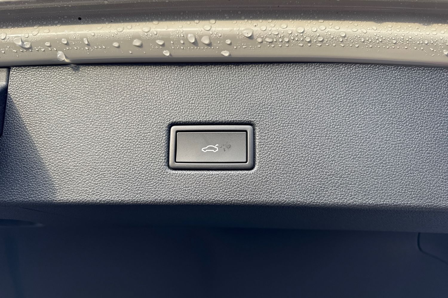 Used Volkswagen T-Roc 2025 for sale - 76985353: Photo 29