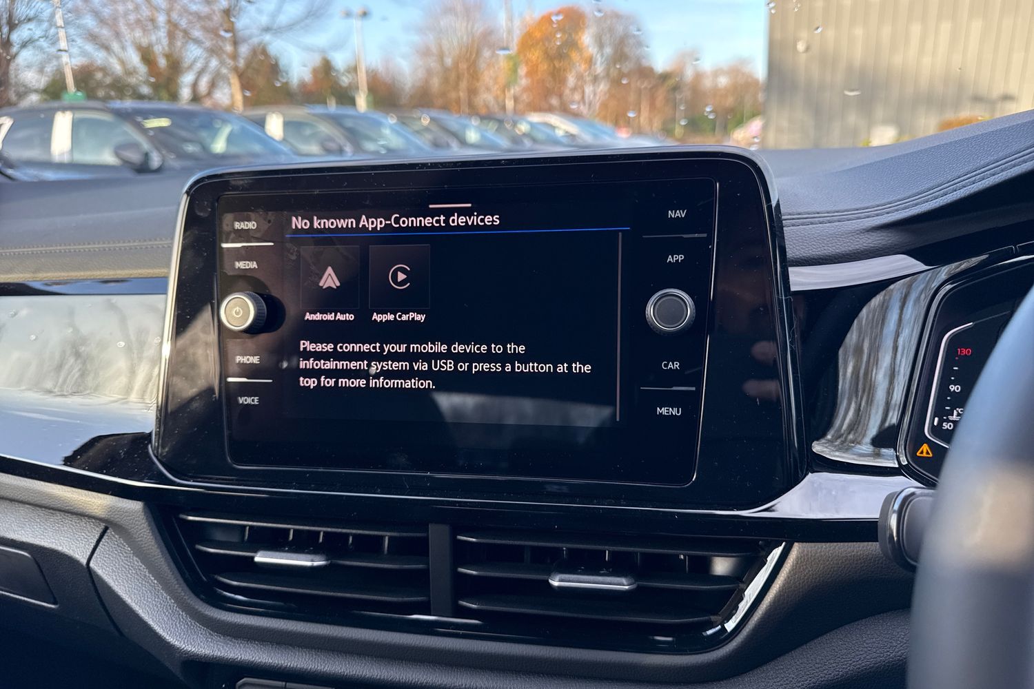 Used Volkswagen T-Roc 2025 for sale - 76985353: Photo 46