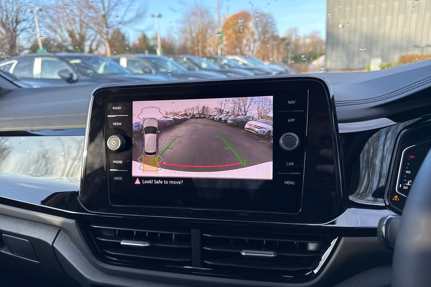 Used Volkswagen T-Roc 2025 for sale - 76985353: Photo 51