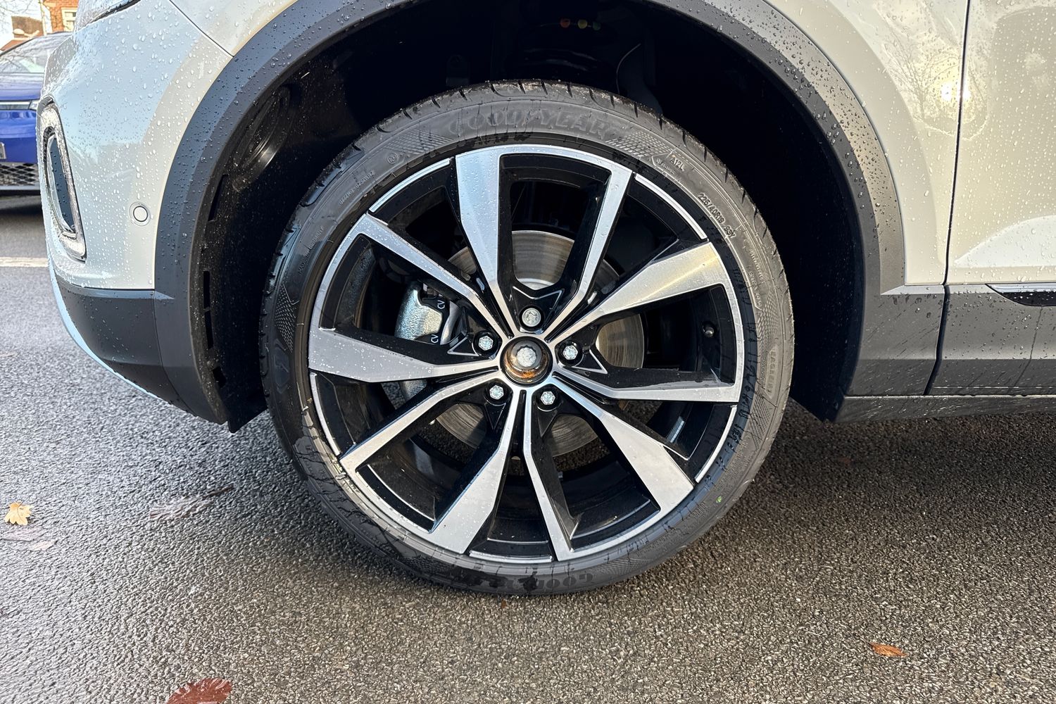 Used Volkswagen T-Roc 2025 for sale - 76985353: Photo 9