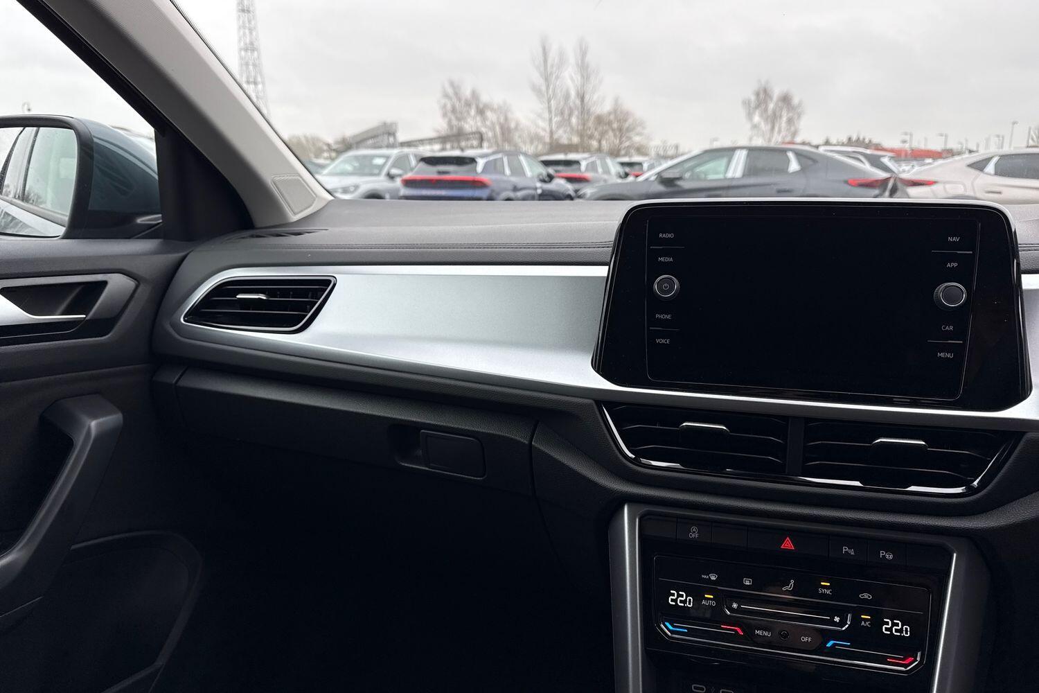 Used Volkswagen T-Roc 2026 for sale - 77368392: Photo 14