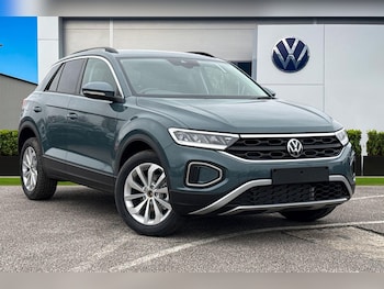 Used Volkswagen T-Roc 2026 for sale - 77368392: Photo