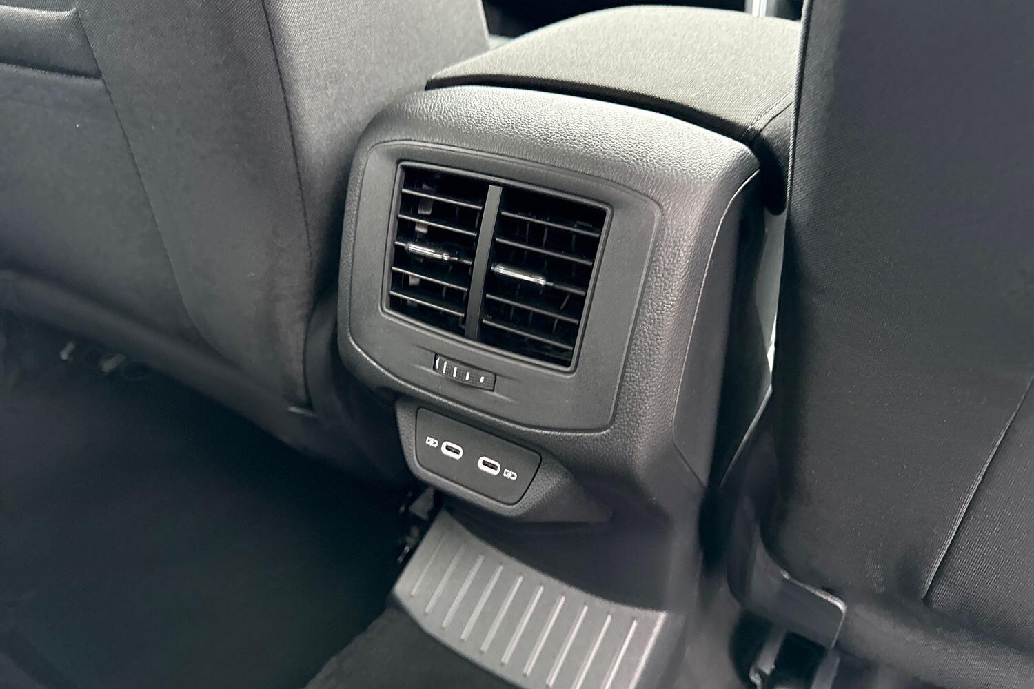 Used Volkswagen T-Roc 2026 for sale - 77368392: Photo 28