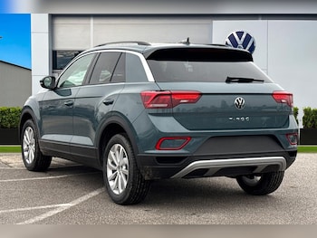 Used Volkswagen T-Roc 2026 for sale - 77368392: Photo