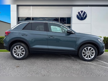 Used Volkswagen T-Roc 2026 for sale - 77368392: Photo