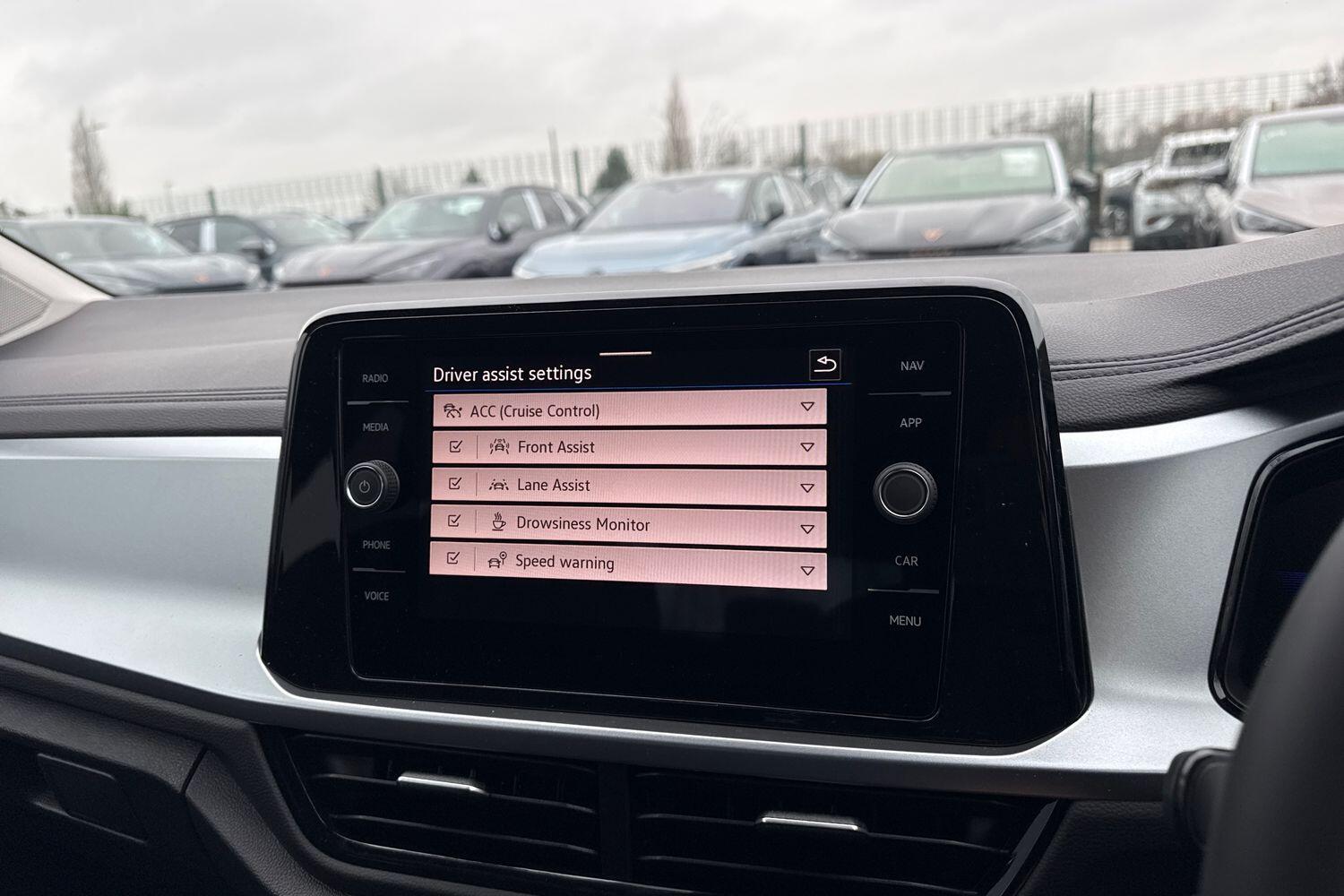 Used Volkswagen T-Roc 2026 for sale - 77368392: Photo 44