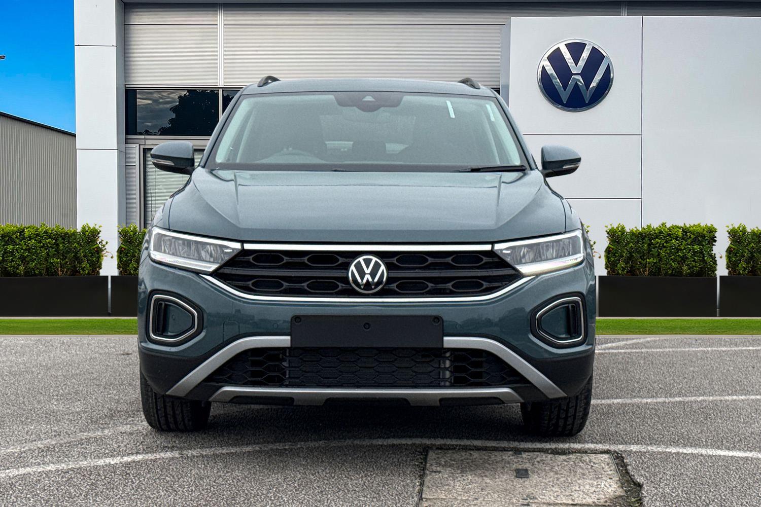 Used Volkswagen T-Roc 2026 for sale - 77368392: Photo 5