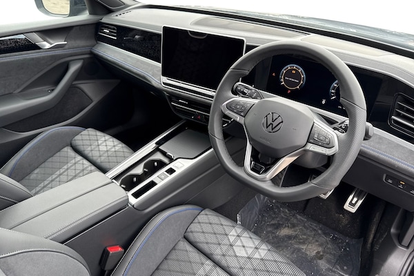 Used Volkswagen Passat 2025 for sale - 74155621: Photo 13