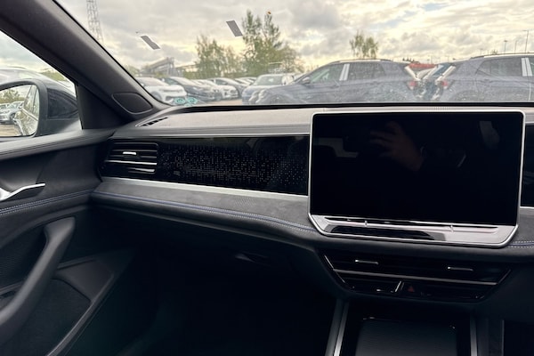 Used Volkswagen Passat 2025 for sale - 74155621: Photo 19