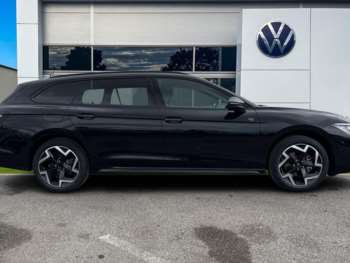 Used Volkswagen Passat 2025 for sale - 74155621: Photo