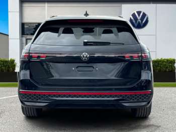Used Volkswagen Passat 2025 for sale - 74155621: Photo