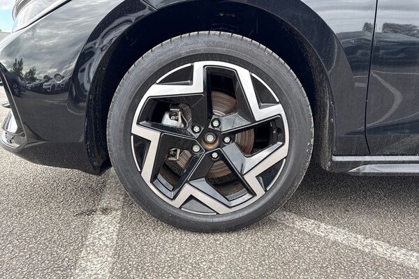 Used Volkswagen Passat 2025 for sale - 74155621: Photo 9