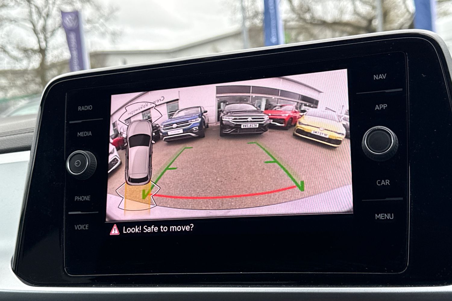 Used Volkswagen T-Roc 2025 for sale - 77642044: Photo 32