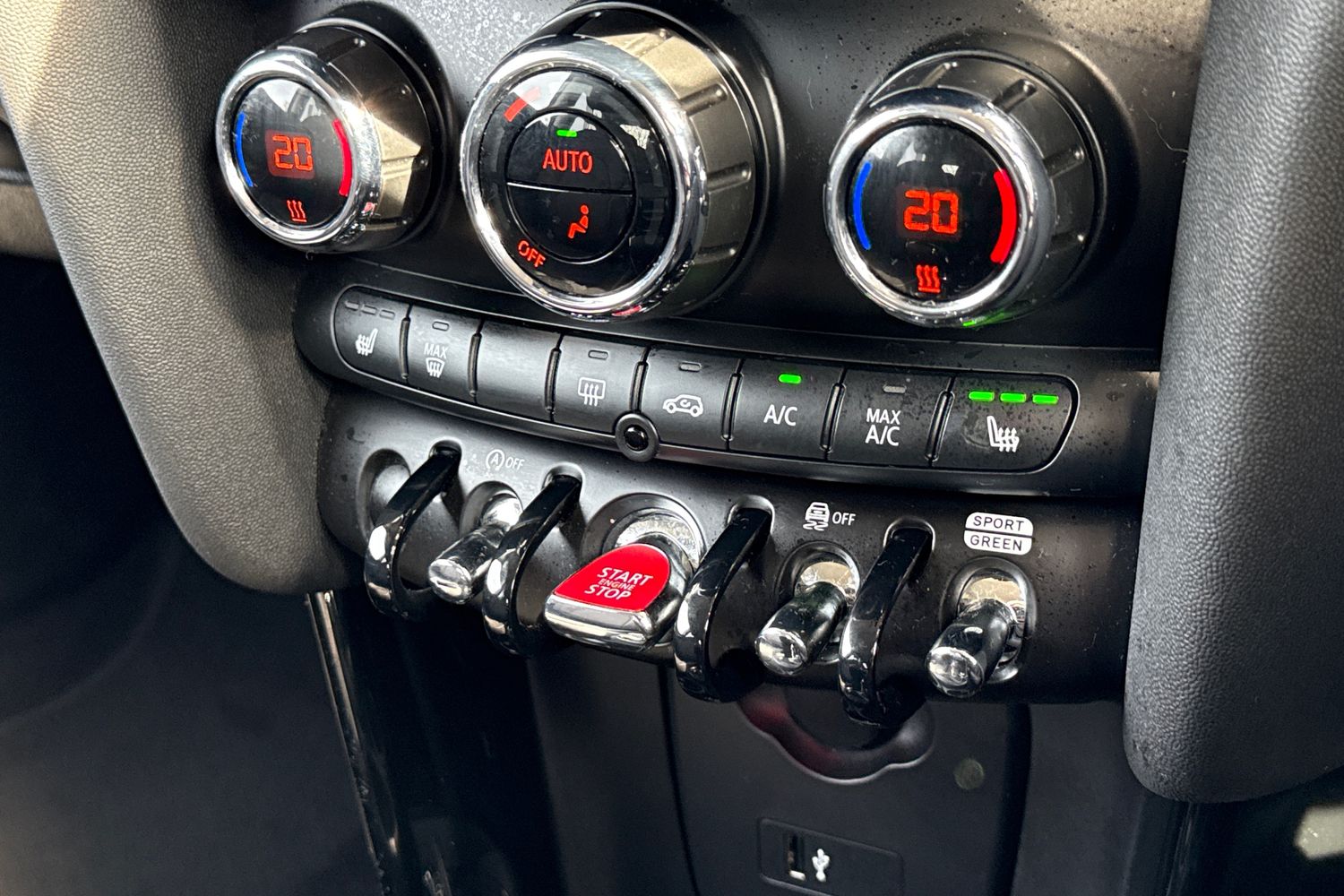 Used MINI Hatch 2022 for sale - 77963501: Photo 32