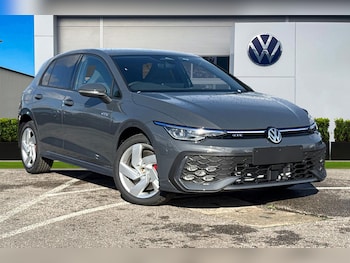 Used Volkswagen Golf 2025 for sale - 76374771: Photo