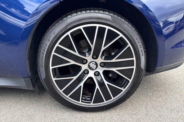 Used Porsche Taycan 2021 for sale - 76194168: Photo 23