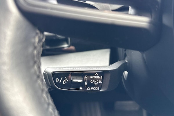 Used Porsche Taycan 2021 for sale - 76194168: Photo 36