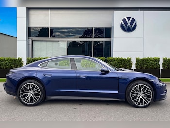 Used Porsche Taycan 2021 for sale - 76194168: Photo 3