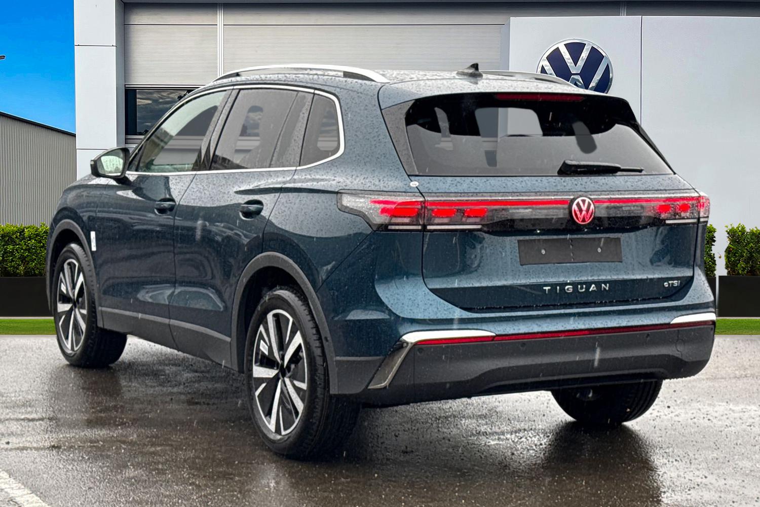 Used Volkswagen Tiguan 2025 for sale - 76896145: Photo 2