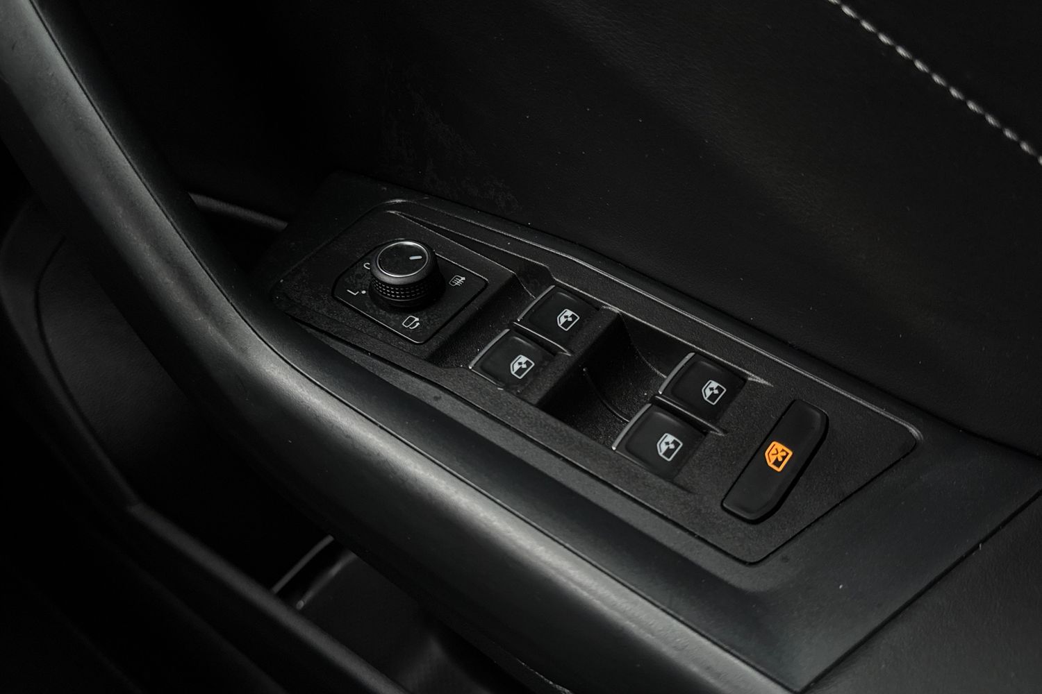 Used Volkswagen T-Roc 2025 for sale - 77037325: Photo 21