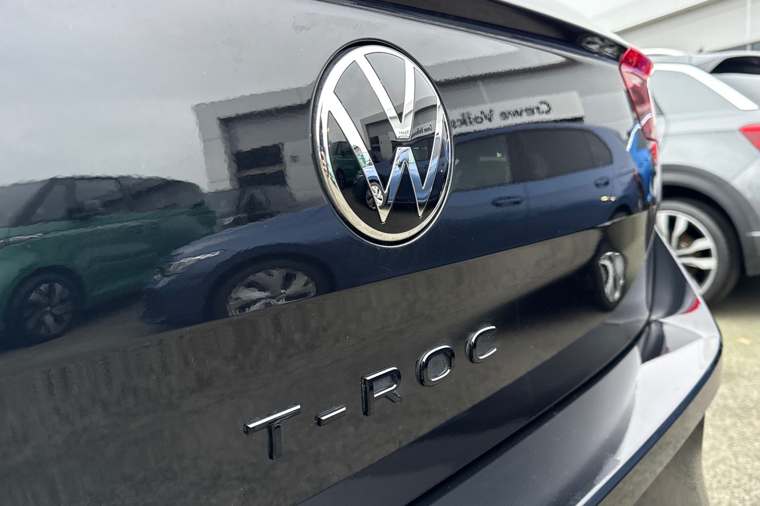 Used Volkswagen T-Roc 2025 for sale - 77037325: Photo 28