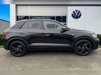 Used Volkswagen T-Roc 2025 for sale - 77037325: Photo