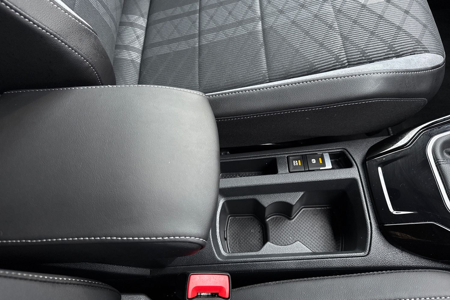 Used Volkswagen T-Roc 2025 for sale - 77037325: Photo 46