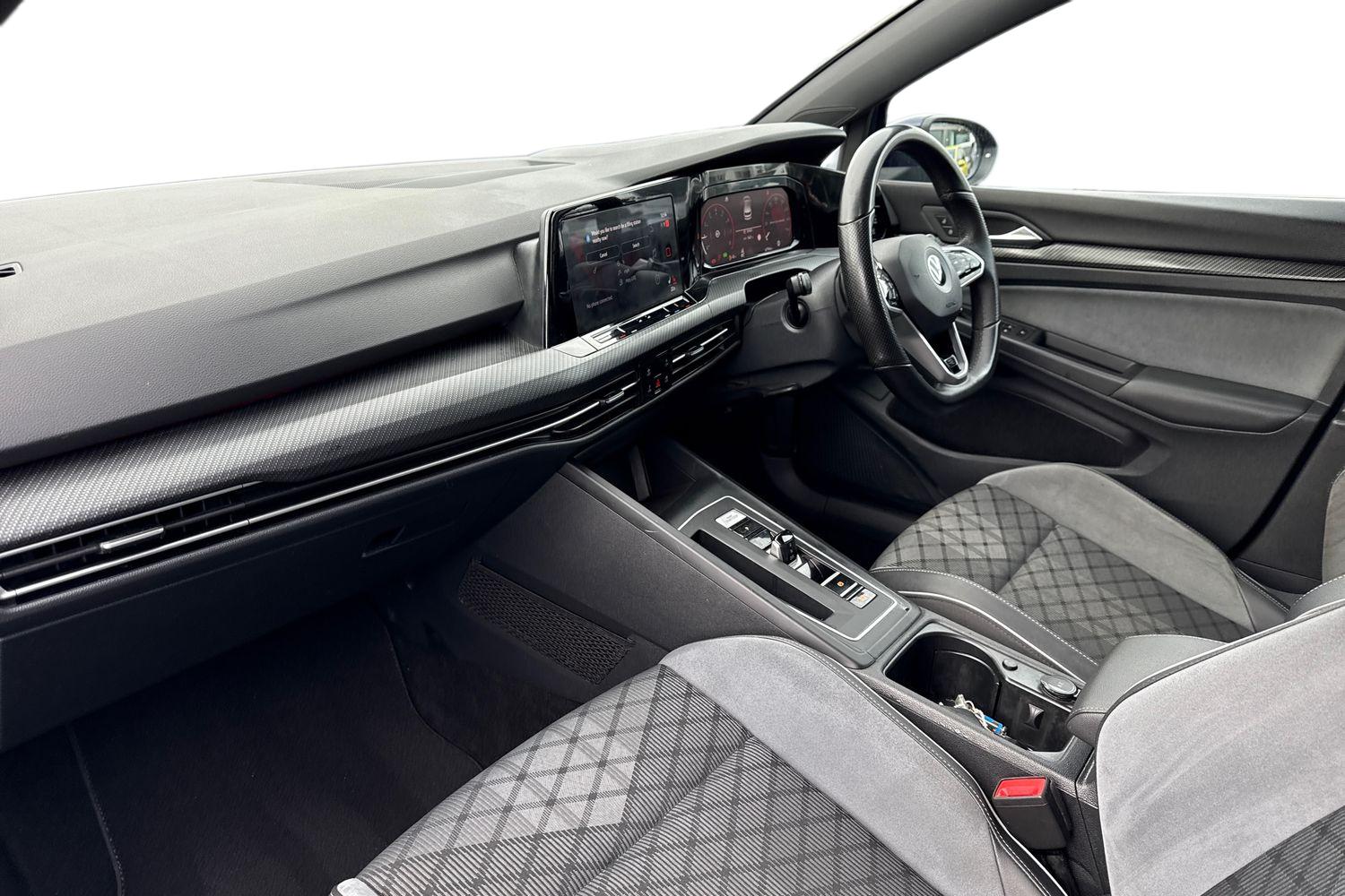 Used Volkswagen Golf 2021 for sale - 77642105: Photo 15