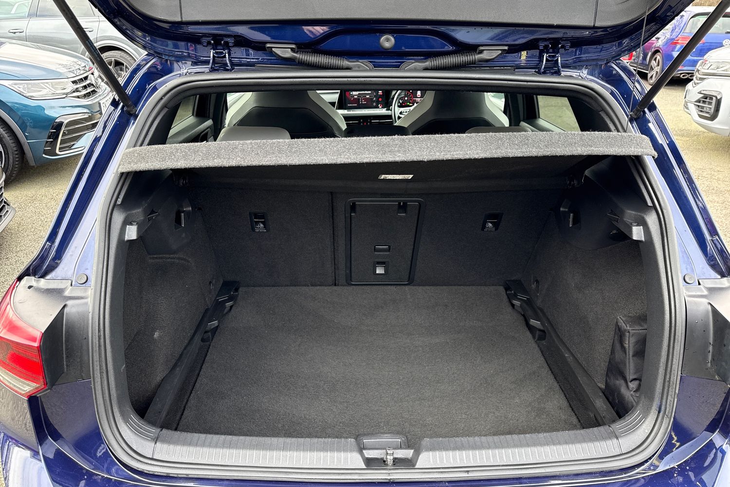 Used Volkswagen Golf 2021 for sale - 77642105: Photo 7