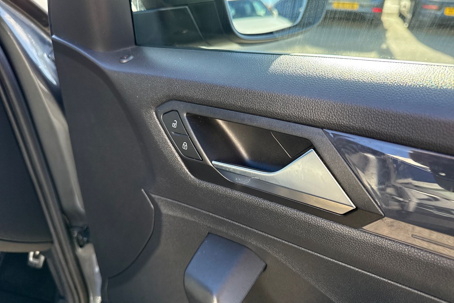 Used Volkswagen T-Roc 2019 for sale - 76186015: Photo 21