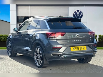 Used Volkswagen T-Roc 2019 for sale - 76186015: Photo 2