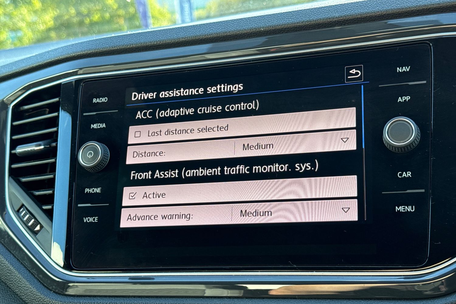 Used Volkswagen T-Roc 2019 for sale - 76186015: Photo 31