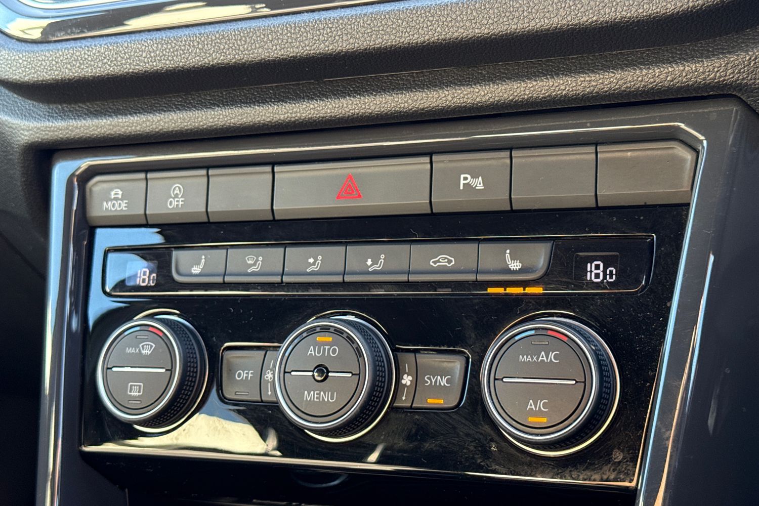 Used Volkswagen T-Roc 2019 for sale - 76186015: Photo 35