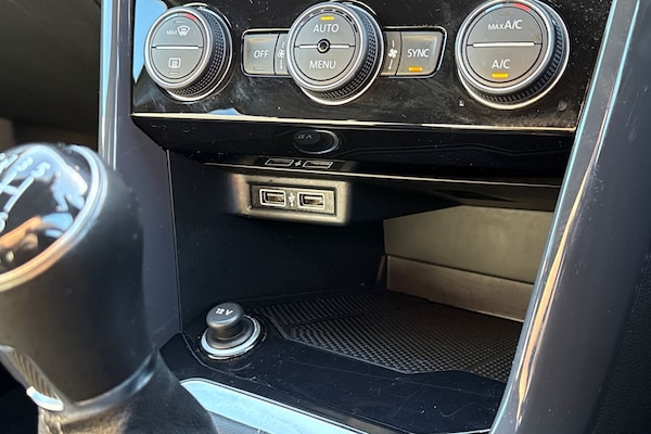 Used Volkswagen T-Roc 2019 for sale - 76186015: Photo 36