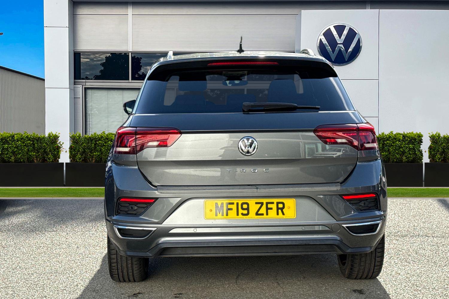 Used Volkswagen T-Roc 2019 for sale - 76186015: Photo 4