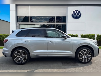 Used Volkswagen Touareg 2026 for sale - 79570993: Photo