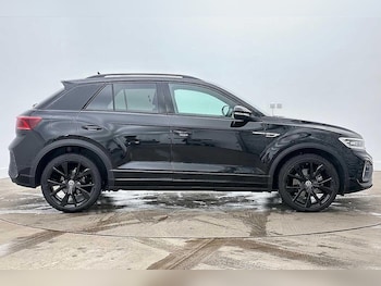 Used Volkswagen T-Roc 2025 for sale - 78962470: Photo