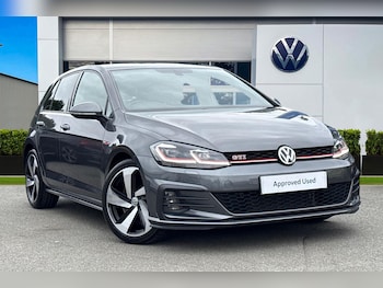 Volkswagen - Golf