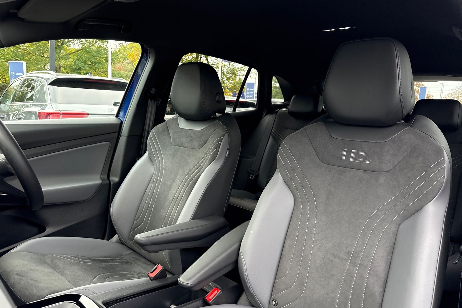 Used Volkswagen ID.4 2024 for sale - 76286619: Photo 16