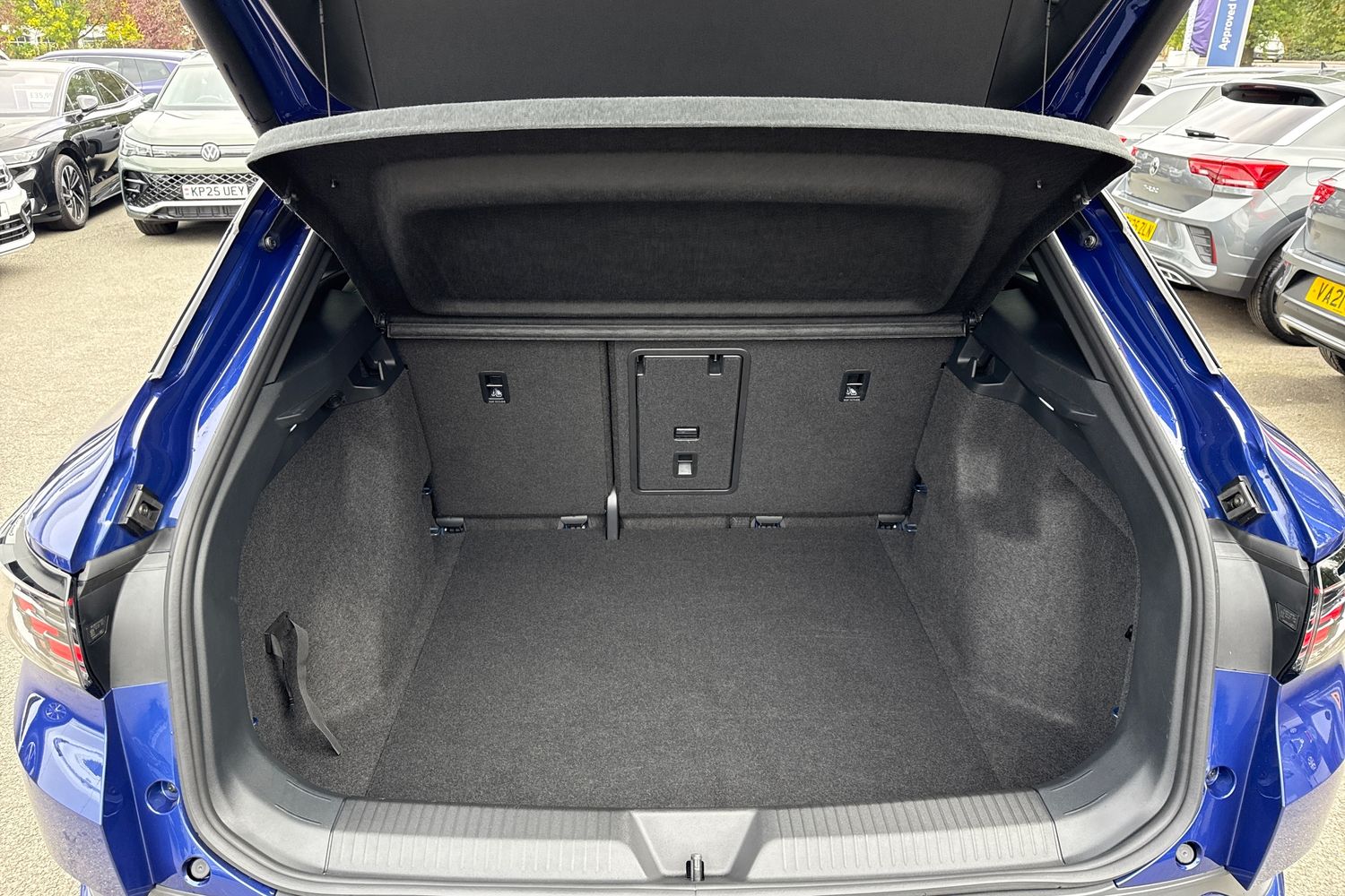 Used Volkswagen ID.4 2024 for sale - 76286619: Photo 7