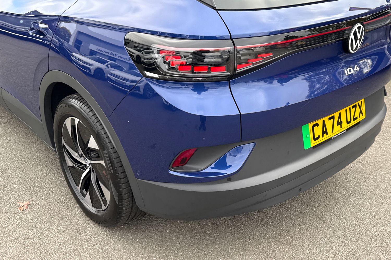 Used Volkswagen ID.4 2024 for sale - 76286619: Photo 8